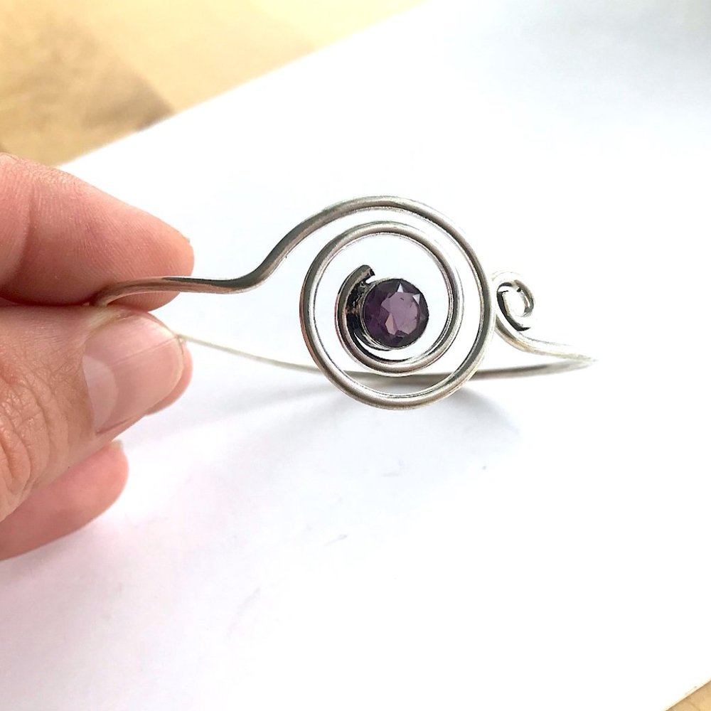 Unique wire cuff bracelet, Silver Swirl with Purple - Picture 8 of 12